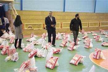 مدیرکل ورزش جوانان کرمانی بیش از ۲۱‌ هزار بسته معیشتی توزیع کردند