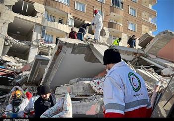 نیروهای هلال احمر استان کرمان در ۴۳ روستای زلزله‌زده ترکیه امدادرسانی کردند