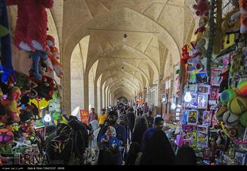 حال و هوای بهاری بزرگترین راسته بازار ایران در کرمان