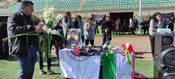 بمی‌ها پیکر فوتبالیست تیم خاتون را بدرقه کردند/ ملیکامحمدی امریکا دفن می‌شود