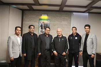 پیوس در کرمان؛ دیدار اسطوره گلزنی با سرپرست ورزش استان