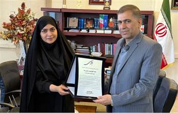 تجلیل اعضای شورای اسلامی شهر جهانی بم از جزینی زاده مدیرکل فرودگاه‌های استان کرمان