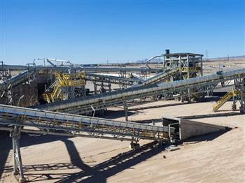 واحد سنگ‌شکنی خاتون‌آباد با ظرفیت ۳۵۰ تن در ساعت راه‌اندازی شد