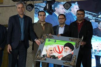 روشن شدن مشعل سومین المپیاد طلای سبز رفسنجان