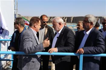 سد انحرافی و کانال انتقال آب نجف‌آباد جیرفت با حضور وزیر نیرو به بهره‌برداری رسید