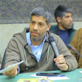 افتخارآفرینی نویسنده کرمانی: نعیم احمدی نژاد فرسنگی برنده مدال طلای شکسپیر شد