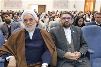 وکلا باید «وکیل‌الرعایا» باشند؛ دفاع از حقوق عامه وظیفه‌ای ملی و الهی است