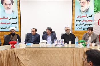 استاندار کرمان: شهرستان شدن شهداد را به‌صورت جدی پیگیری خواهیم کرد