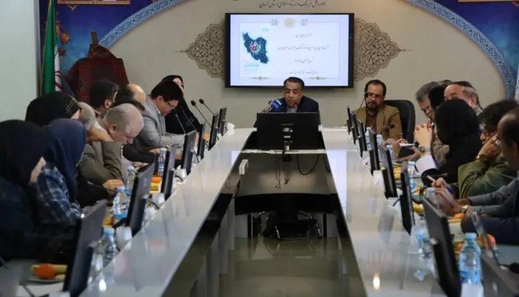 کرمان در هفته کتاب؛ از افتتاح تالار پژوهش تا برگزاری ۹۰۰ برنامه فرهنگی