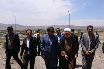 بازدید استاندار کرمان از بزرگترین پایگاه اطفای حریق جنوب شرق کشور در شهرستان رابر